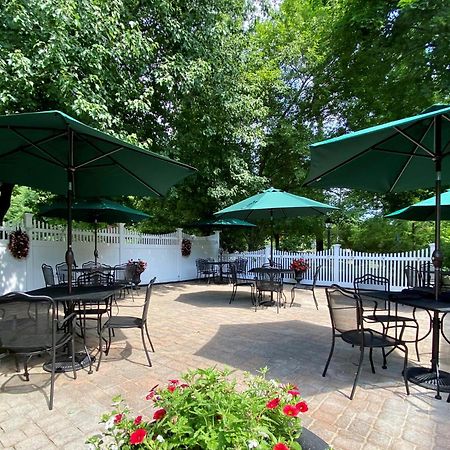 The Olde Mill Inn バスキング・リッジ エクステリア 写真