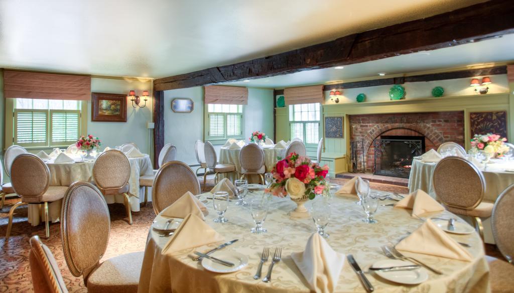 The Olde Mill Inn バスキング・リッジ エクステリア 写真